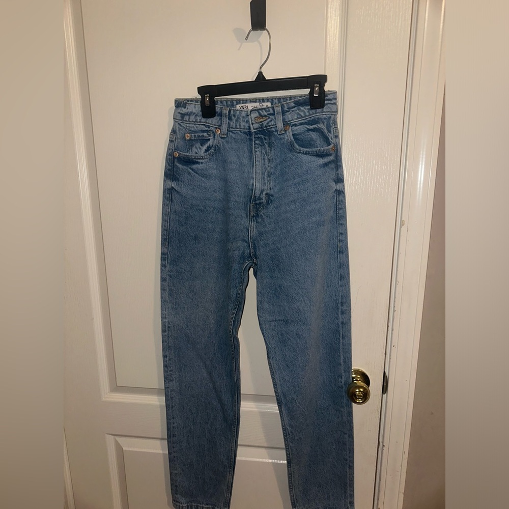 Zara Jeans size 2 - never worn